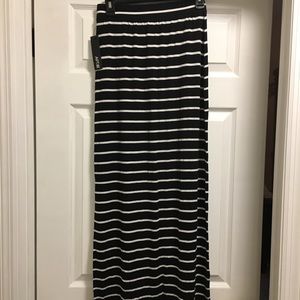 Black and White Maxi Skirt NWT